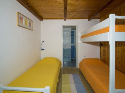 Holiday house Vacation House Planika - Two Bedroom Holiday Home with Terrace and Sea View - Features photo 14