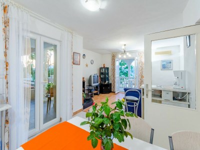 Apartment Apartment Sea Star - Three-Bedroom Apartment with Pool and Sea View - Features photo 13