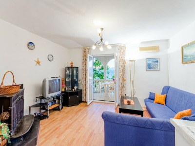 Apartment Apartment Sea Star - Three-Bedroom Apartment with Pool and Sea View - Features photo 29