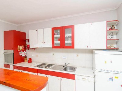 Apartment Apartments Matuško Mljet - Two-Bedroom Apartment with Terrace and Sea View - Features photo 13