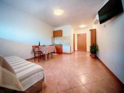 Apartment Apartments Bruna Lastovo-One Bedroom Apartment with Balcony and Sea View-Vanilija - Features photo 2