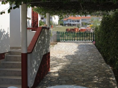 Apartment Two bedroom apartment with terrace Povljana, Pag A-6468-b in Povljana - Apartment