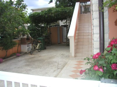 Apartment Two bedroom apartment with terrace and sea view Vir A-19323-b - Outdoor photo 4