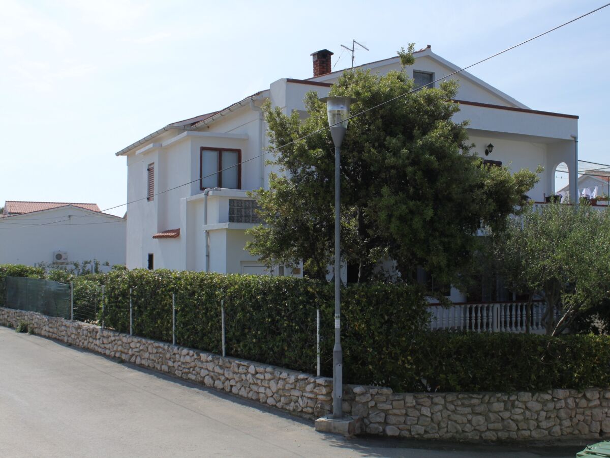 Apartment One bedroom apartment with terrace Povljana, Pag A-6468-c - Outdoor photo 2