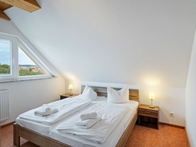 Apartment Attic Apartment with Garden Access - Features photo 12