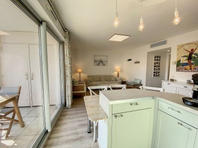 Apartment Terrace Apartment Near the Beach - Features photo 18