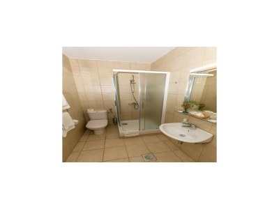 Apartment Castelletto - Standard Twin Room with Airport Transfer - Features photo 9