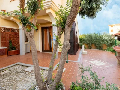 Apartment Aria condizionata e ampio spazio esterno in Lu Bagnu - Apartment