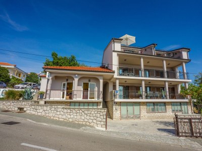 Apartment One bedroom apartment with terrace and sea view Crikvenica A-22283-b - Outdoor photo 2