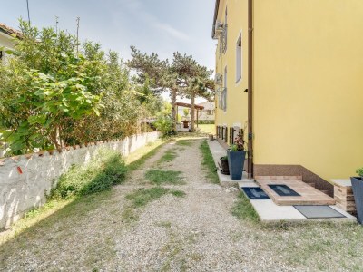 Apartment Two bedroom apartment with terrace Baška, Krk A-13907-c - Outdoor photo 24