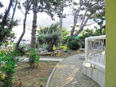Apartment Two bedroom apartment with terrace and sea view Baška, Krk A-24143-b - Outdoor photo 5