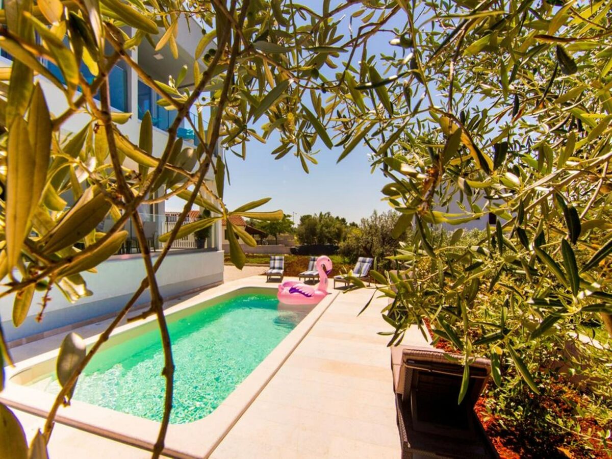 Villa Villa mit Pool und Meerblick in Fazana - Horizont
