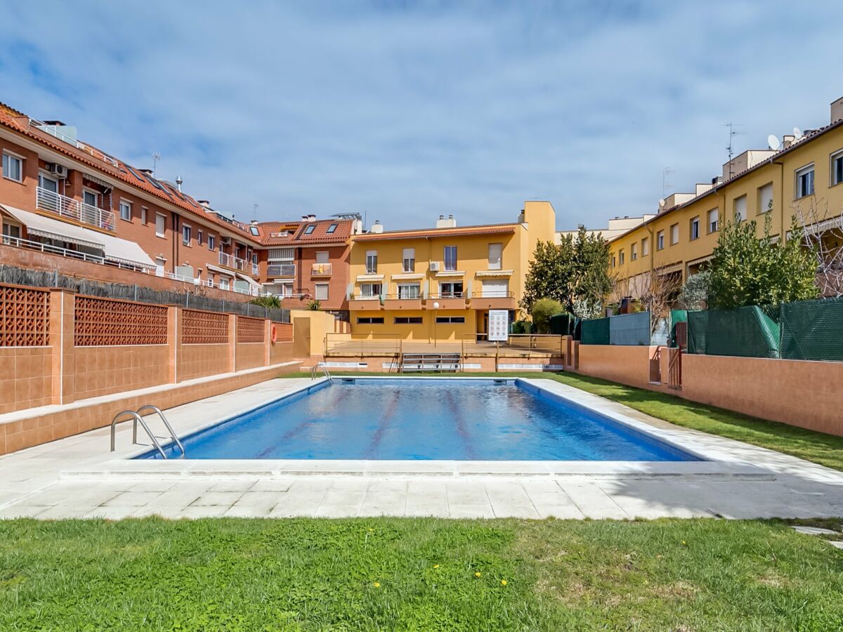 Apartment Duplex in Palafolls near Marineland & Beaches