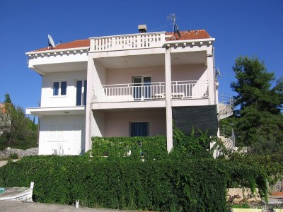 Apartment One bedroom apartment with terrace and sea view Lumbarda, Korčula A-18037-b in Lumbarda - Apartment
