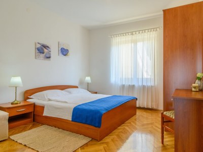 Apartment Two bedroom apartment with terrace and sea view Okrug Gornji, Čiovo A-18827-d - Outdoor photo 29