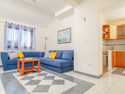 Apartment Two bedroom apartment with terrace and sea view Okrug Gornji, Čiovo A-18827-b - Outdoor photo 23