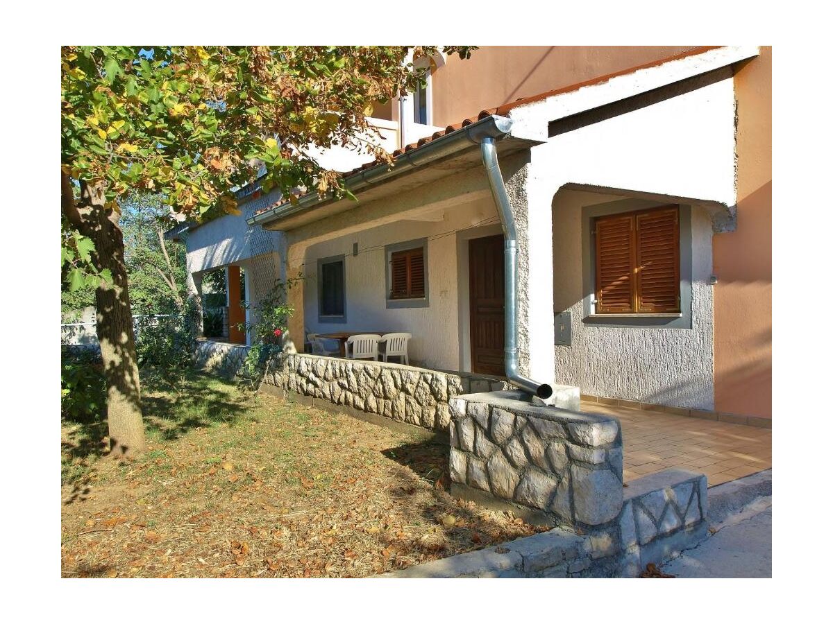 Apartment Two bedroom apartment with terrace and sea view Lopar, Rab A-22583-a - Outdoor photo 2