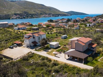 Apartment Two bedroom apartment with balcony and sea view Grebaštica, Šibenik A-24046-a in Šibenik - Apartment