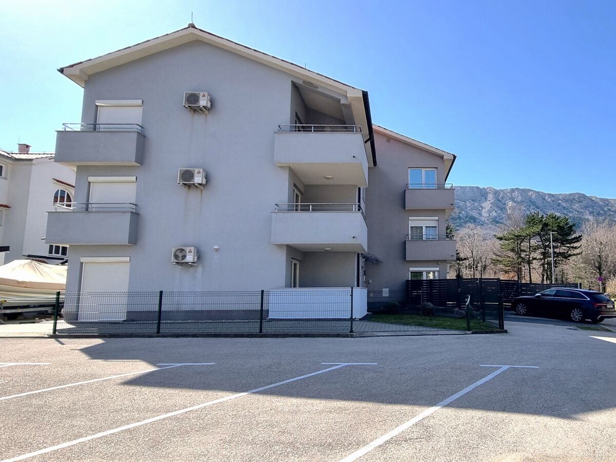 Apartment Three bedroom apartment with terrace Baška, Krk A-24147-a - Outdoor photo 4