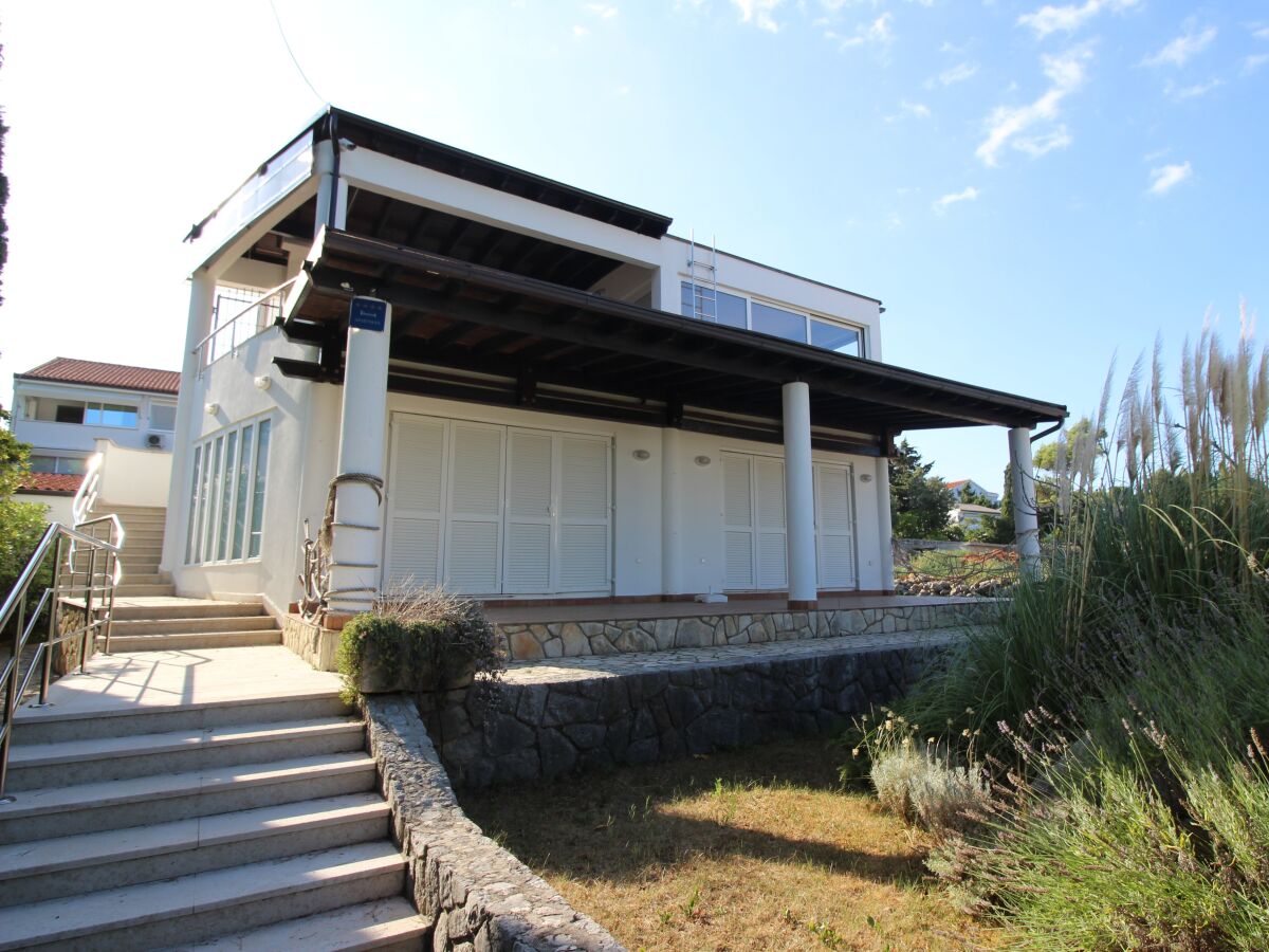 Apartment Two bedroom apartment with terrace and sea view Punat, Krk A-24183-a