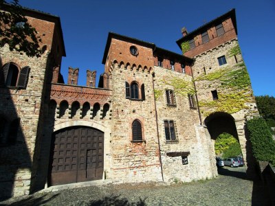 Castle Guest House in Monferrato with Wine Tasting - Outdoor photo 4