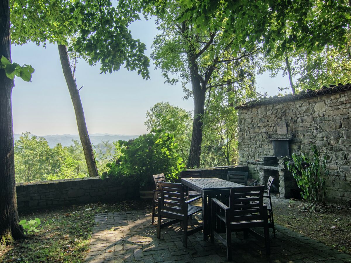 Apartment Guest House in Monferrato with Wine Tasting - Outdoor photo 3