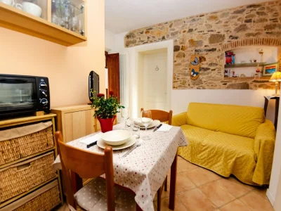 Apartment Holiday Home in Lucca with Pool & Garden - Features photo 21