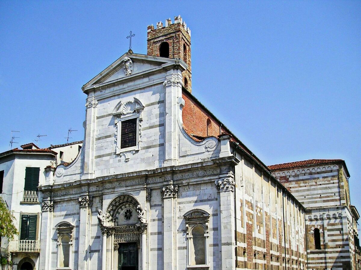 Holiday house Apartment in Lucca near Piazza Napoleone - Environment photo 3