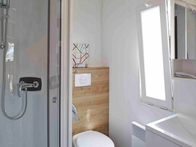 Holiday park VIP mobile home with terrace - Features photo 11