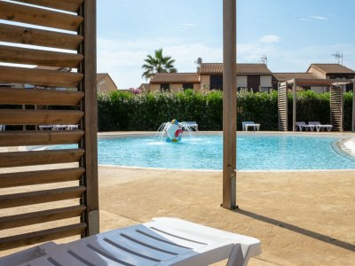 Holiday park Cozy beach House in Les Tamaris - Outdoor photo 3