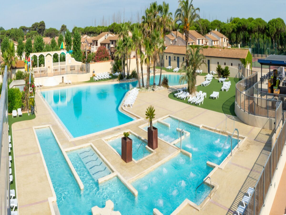 Holiday park Exquisites Portiragnes Resort in Strandnähe - Outdoor photo 2