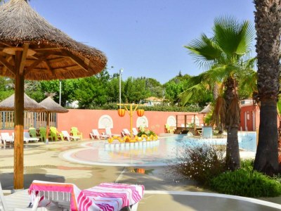 Holiday park Mobile home in Bessan with communal pool - Outdoor photo 7