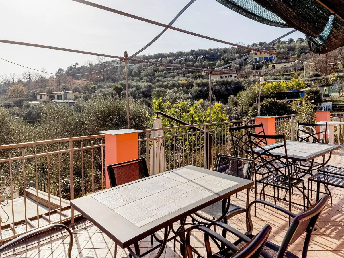 Apartment Appartement in Imperia - Outdoor photo 3