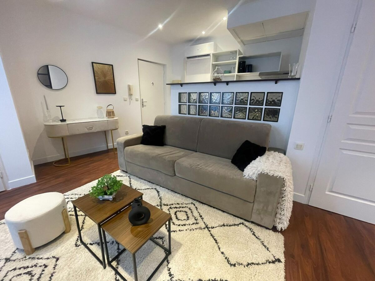 Apartment Cozy apartment Retreat in Le Cannet - Features photo 3