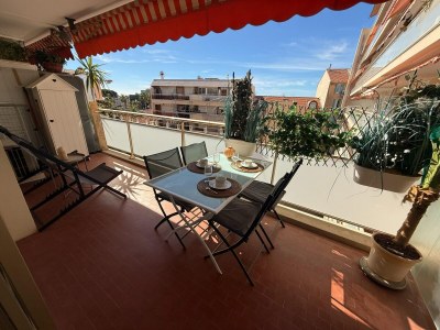 Apartment Peaceful La Pinède apartment for couple - Outdoor photo 2