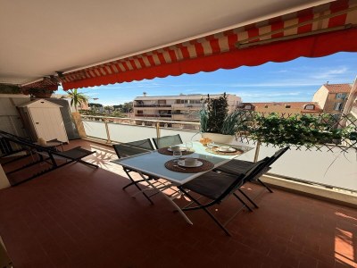 Apartment Peaceful La Pinède apartment for couple - Outdoor photo 3