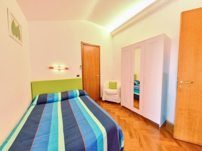 Holiday house Villa with private pool near Terrauzza - Features photo 31