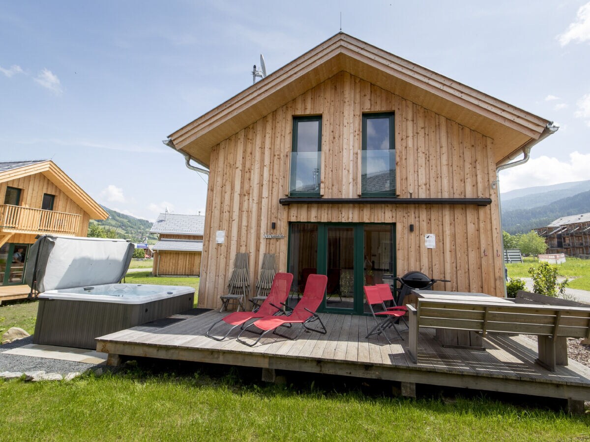 Chalet Chalet # 3 mit 4 Schlafzimmer IR-Sauna & Whirlpool