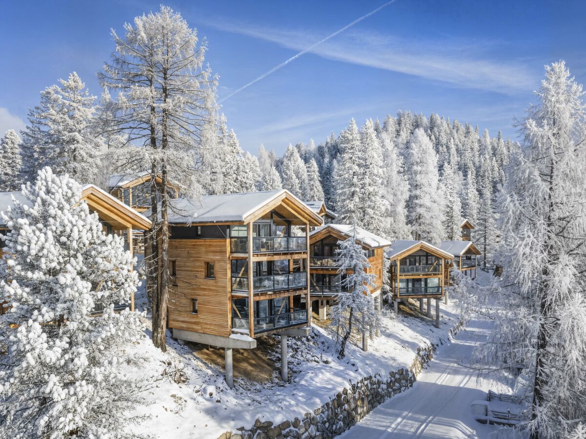 Chalet Superior Chalet mit Whirlpoolwanne innen