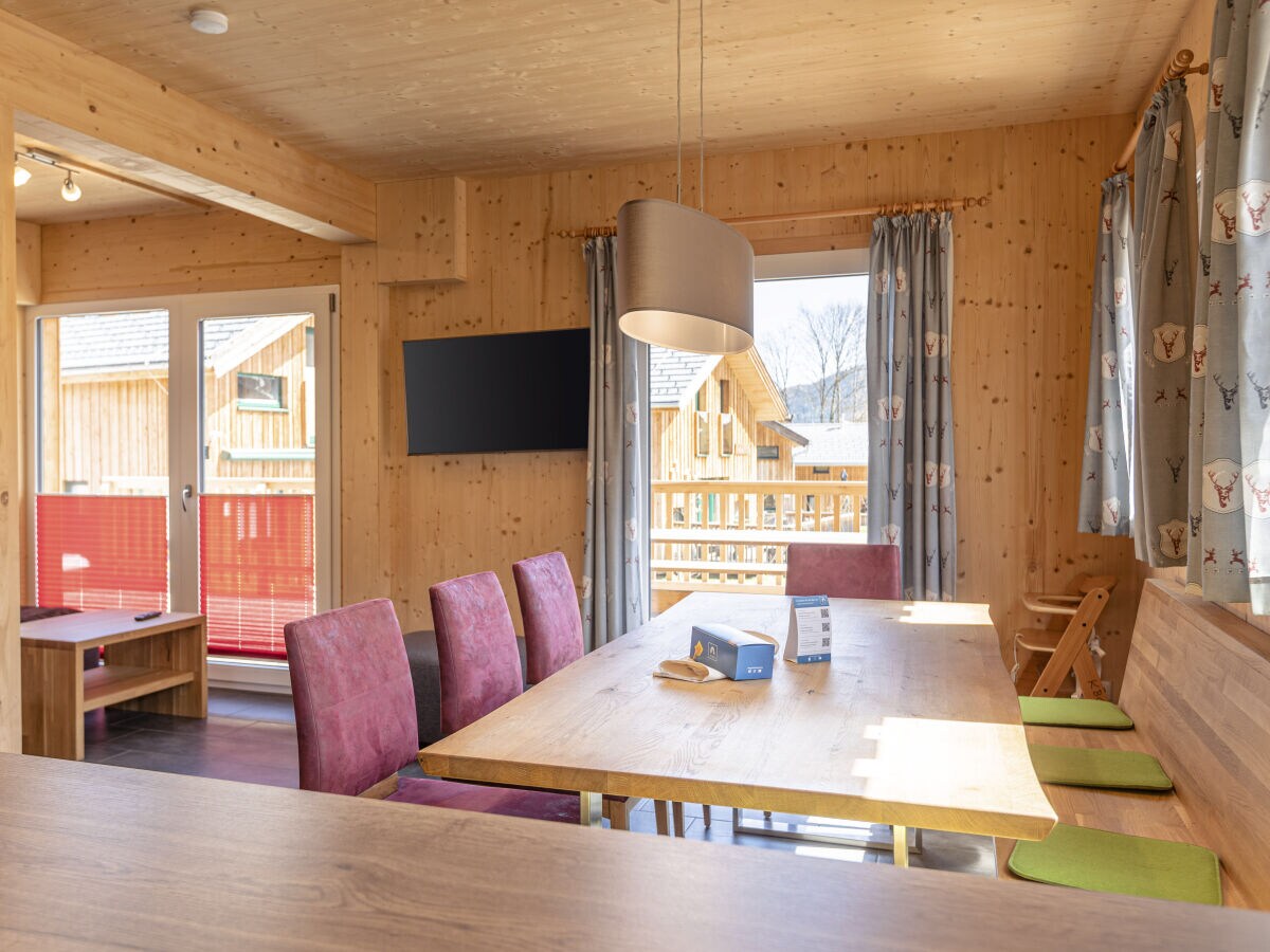 Chalet Chalet # 31b mit 4 Schlafzimmer IR-Sauna & Whirlpool