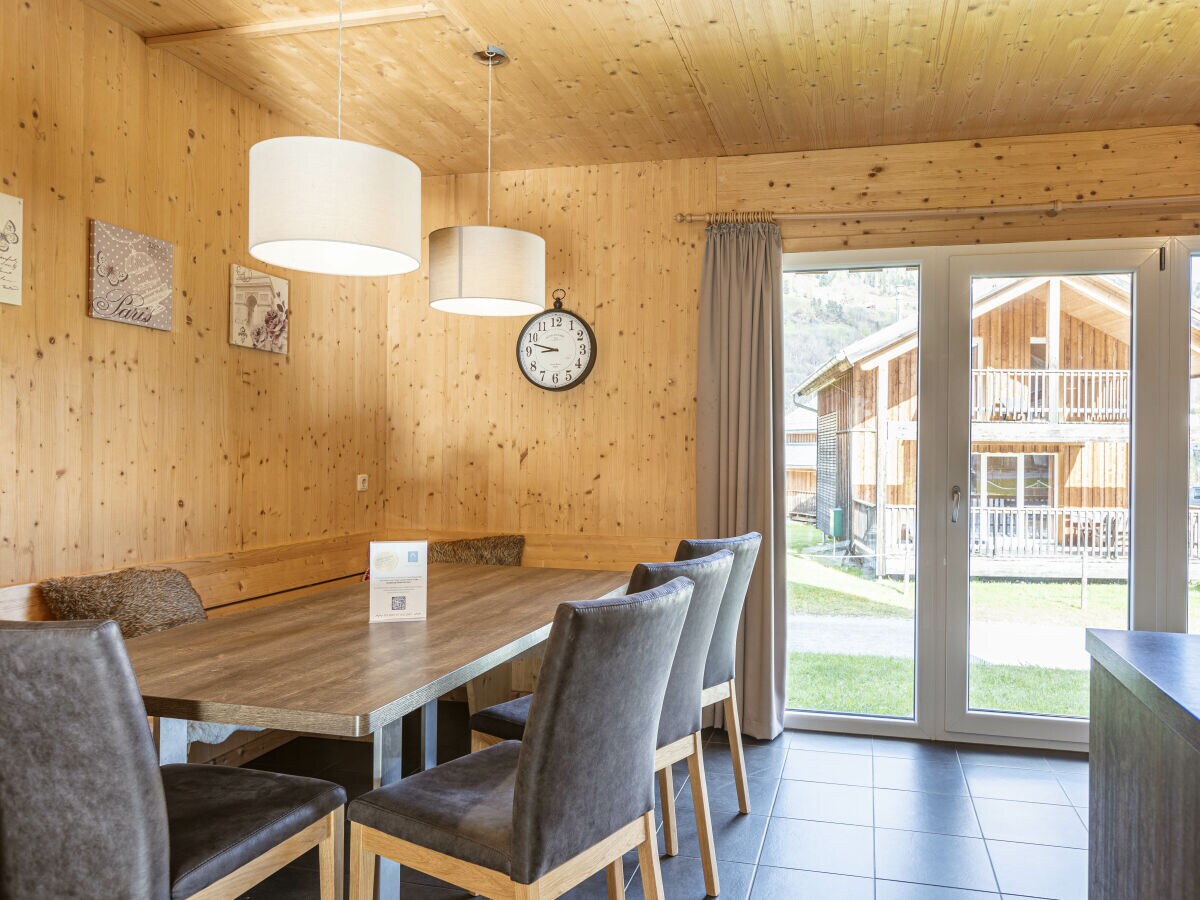 Chalet Chalet # 2a mit 4 Schlafzimmer IR-Sauna & Whirlpool