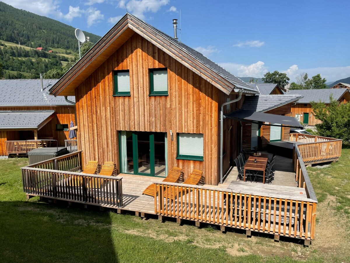 Chalet Chalet # 16 mit 4 Schlafzimmer Sauna & Whirlpool - Outdoor photo 2
