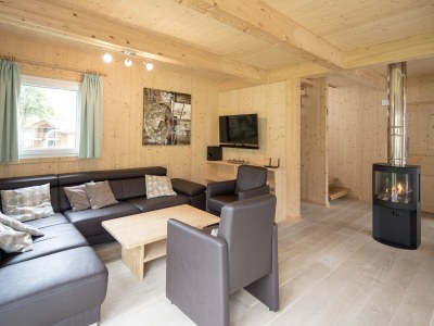 Chalet Chalet # 16 mit 4 Schlafzimmer Sauna & Whirlpool - Features photo 8