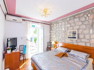 Apartment Apartments Nicol - One-Bedroom Apartment with Terrace - Features photo 5