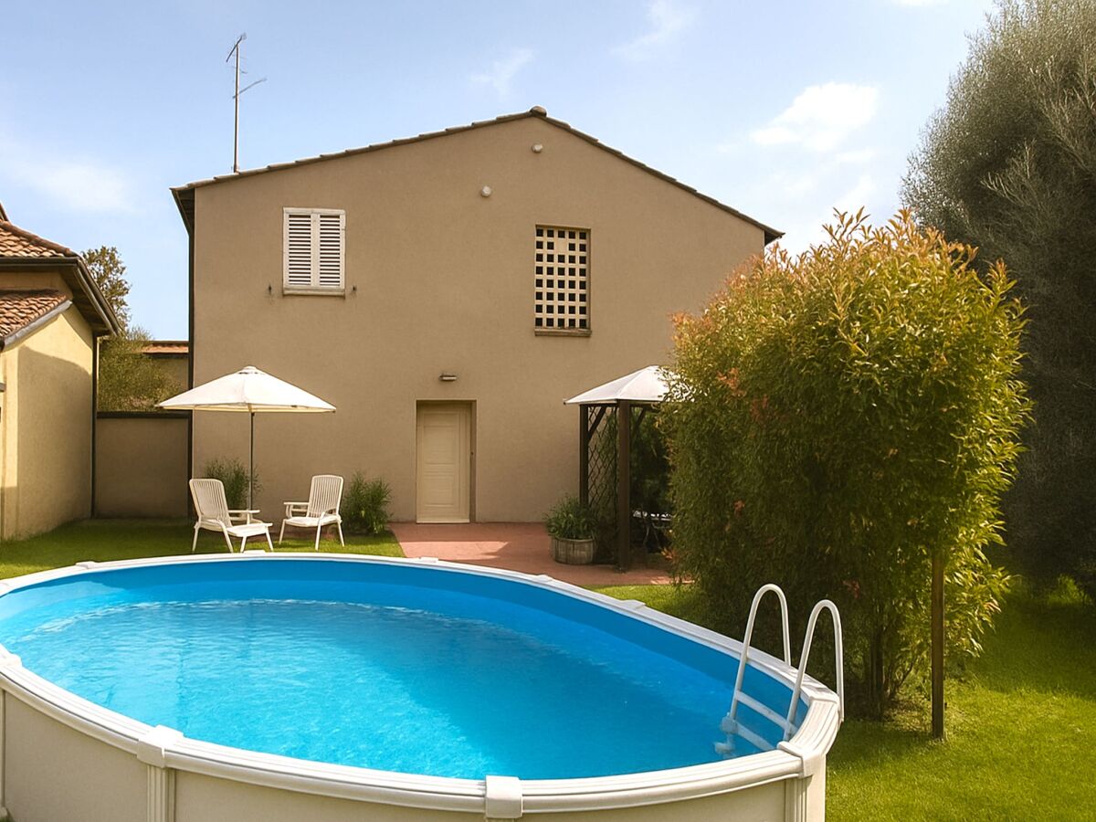 Holiday house Holiday Home in Valenzatico with garden