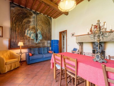 Apartment Apartment in Laterina with shared pool - Features photo 11