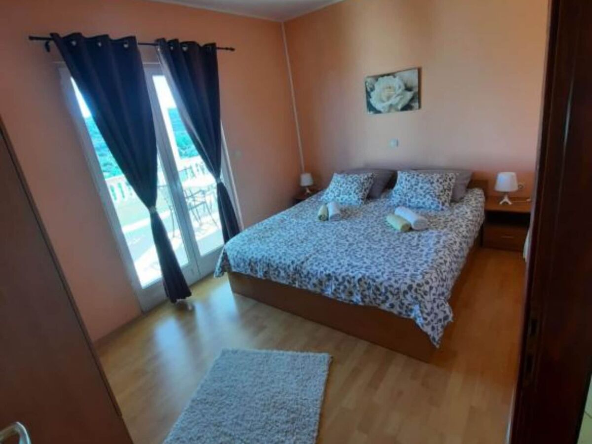 Apartment Two Bedroom Apartment With Terrace (A3) - Features photo 4