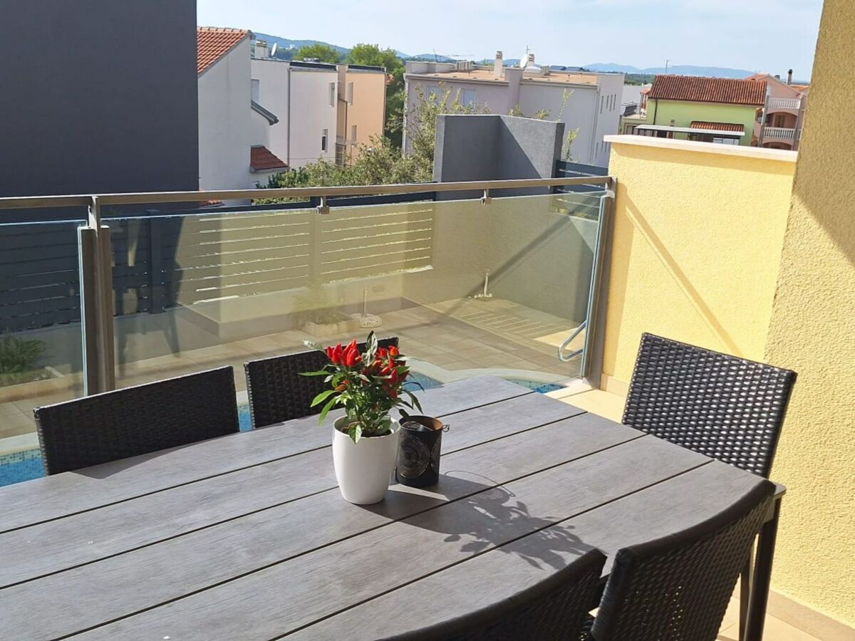 Apartment Two Bedroom Apartment with Balcony and Sea View (Roza) (A1)