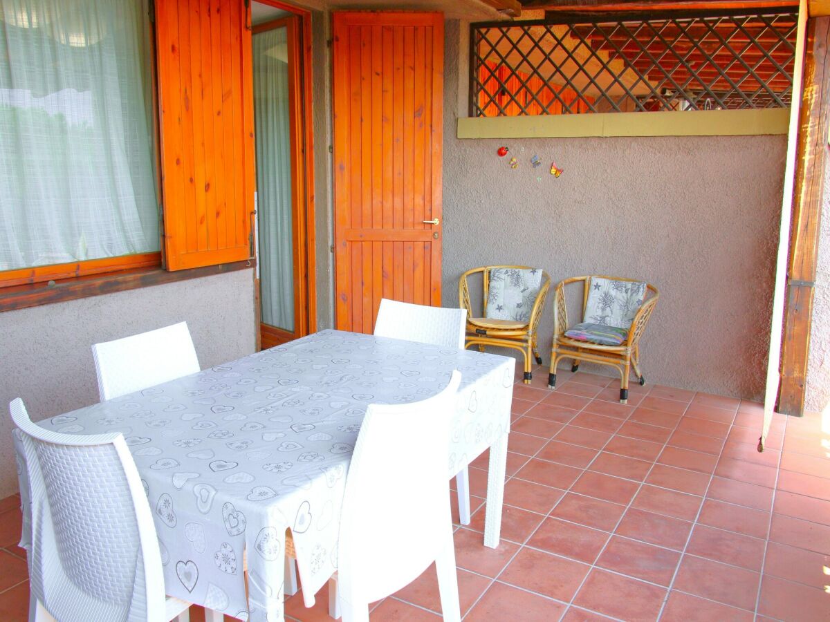 Apartment Ferienwohnung in Olbia mit Gemeinschaftsgarten - Outdoor photo 3