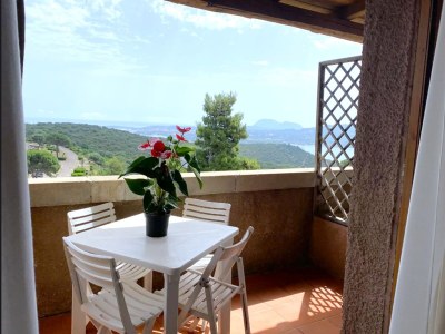 Apartment Ferienwohnung in Olbia mit Gemeinschaftsgarten - Outdoor photo 2